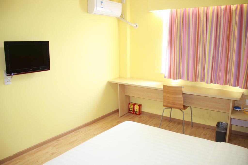 7Days Inn Guiyang Sha Chong South Road ภายนอก รูปภาพ