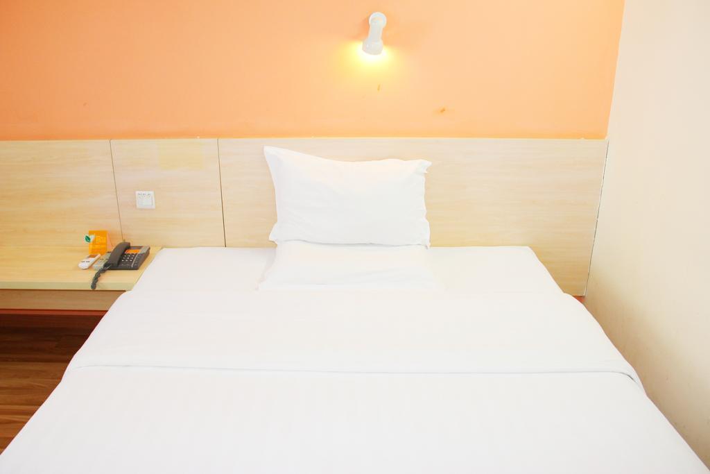 7Days Inn Guiyang Sha Chong South Road ภายนอก รูปภาพ