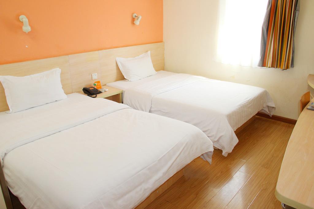 7Days Inn Guiyang Sha Chong South Road ภายนอก รูปภาพ
