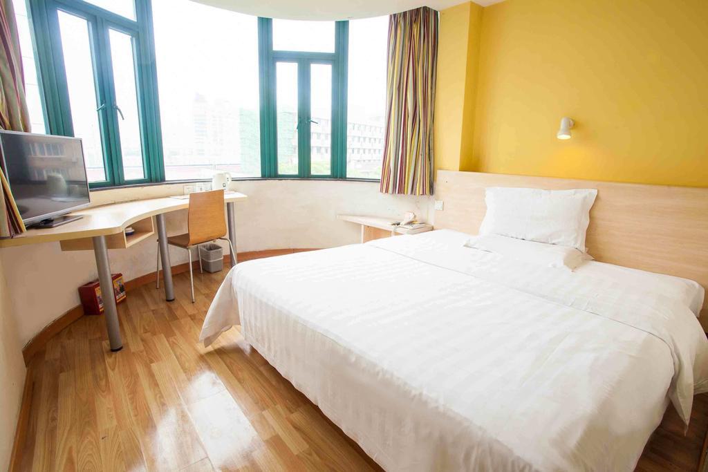 7Days Inn Guiyang Sha Chong South Road ภายนอก รูปภาพ
